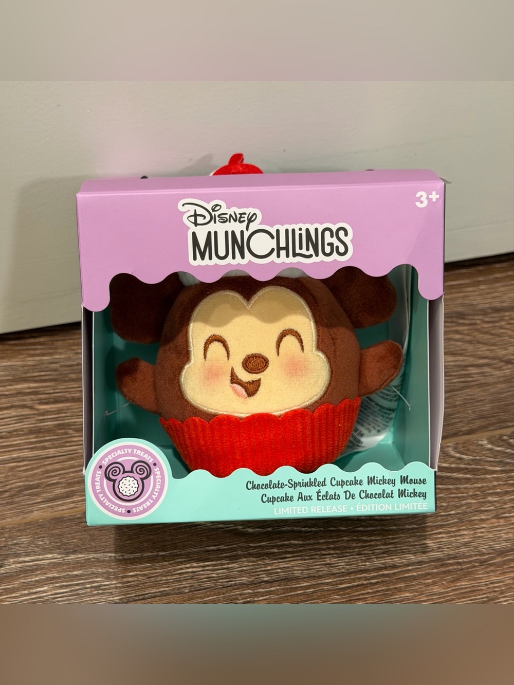 Disney Parks Munchlings Specialty Treats - Mickey Mouse Cupcake